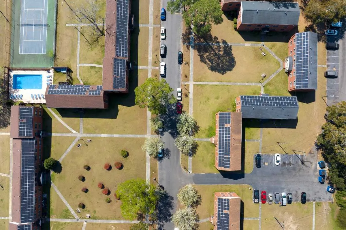 Fotovoltaico in condominio: regole, spazi e autoconsumo